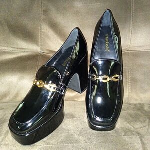 NEW shoe dazzle Women's Sandal with heels (wide) US 10